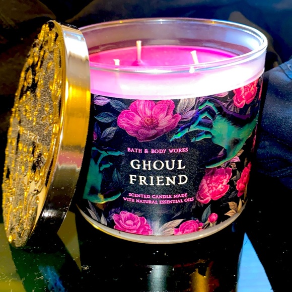 Halloween Candle Ghoul Friend 3 Wick Candle Rare - Picture 5 of 7